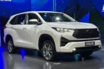Toyota Innova Hycross
